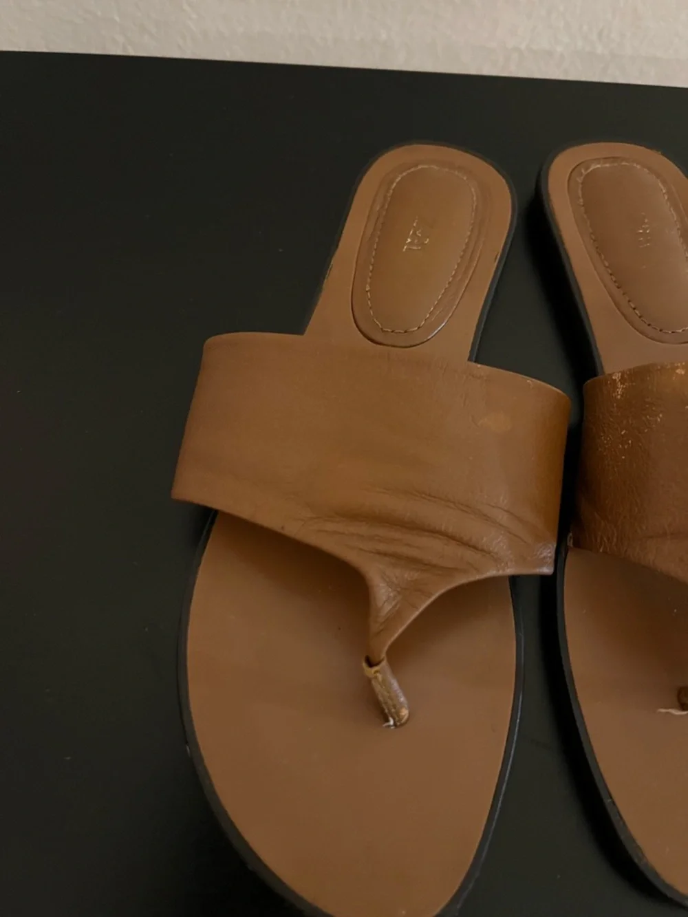 Zara Tan Leather Toe-Loop Slide Sandals - Picture 2 of 6